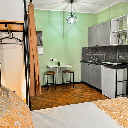 The Quarters Naples Apartments מראה חיצוני תמונה