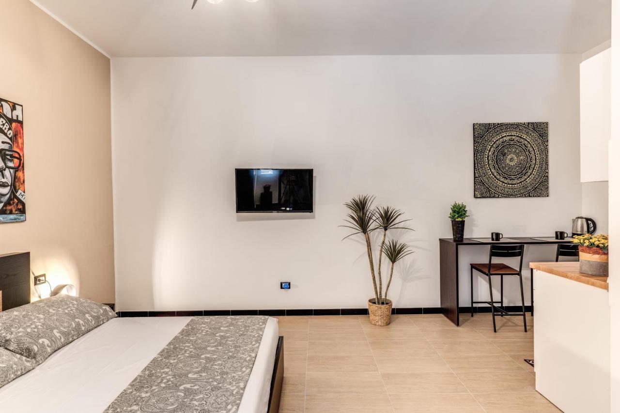 The Quarters Naples Apartments מראה חיצוני תמונה