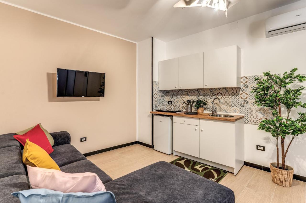 The Quarters Naples Apartments מראה חיצוני תמונה