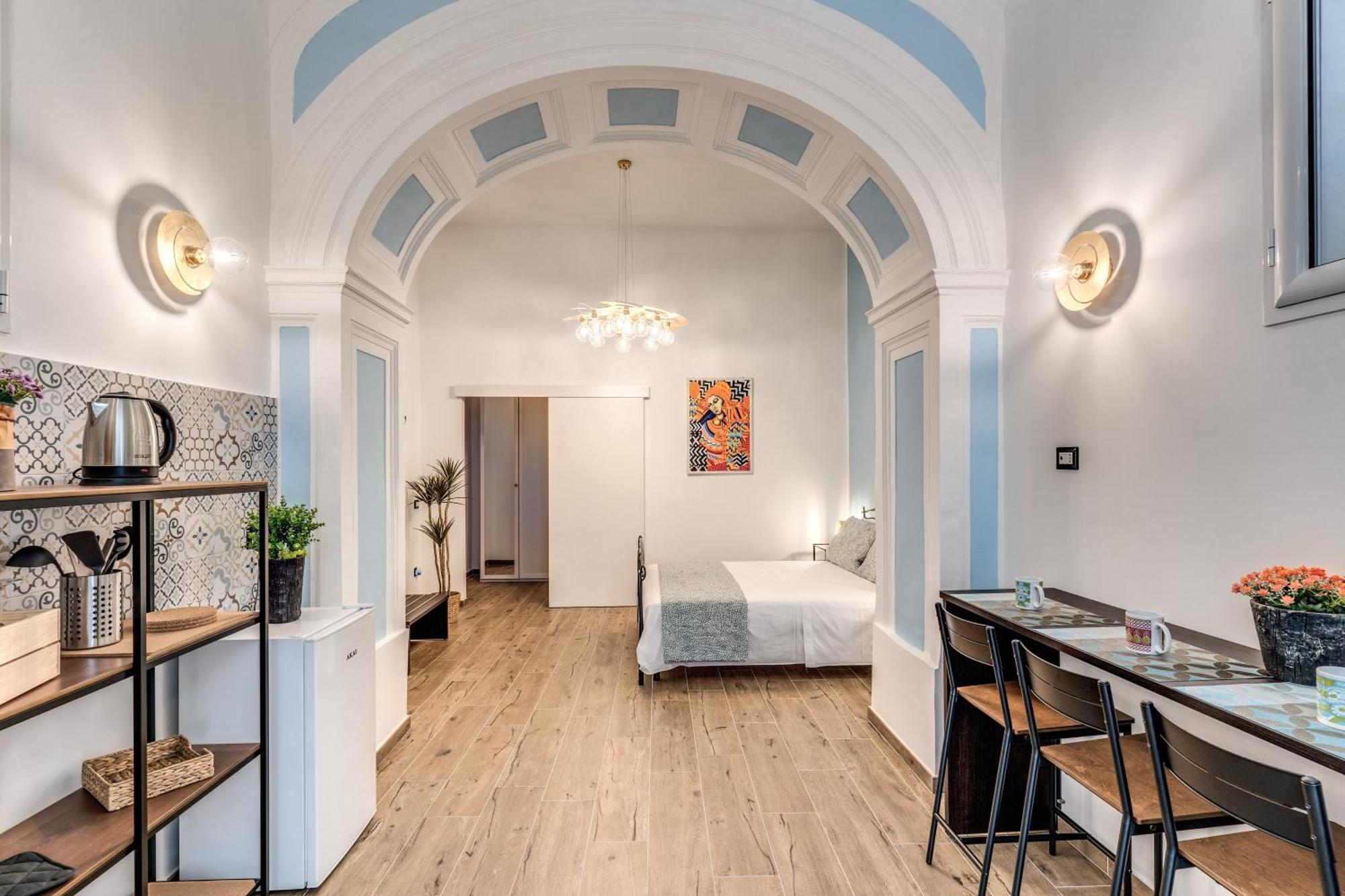 The Quarters Naples Apartments מראה חיצוני תמונה