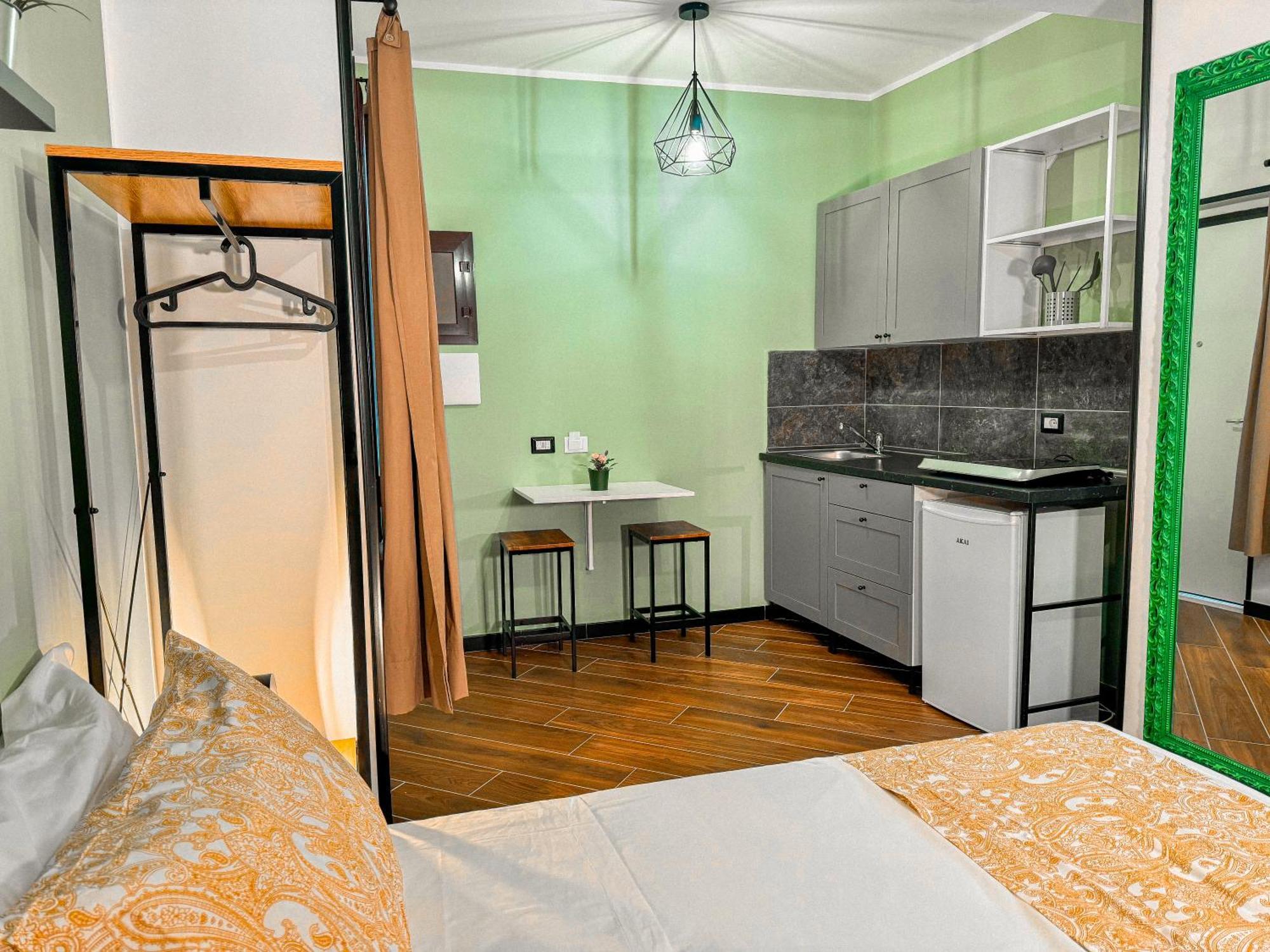 The Quarters Naples Apartments מראה חיצוני תמונה